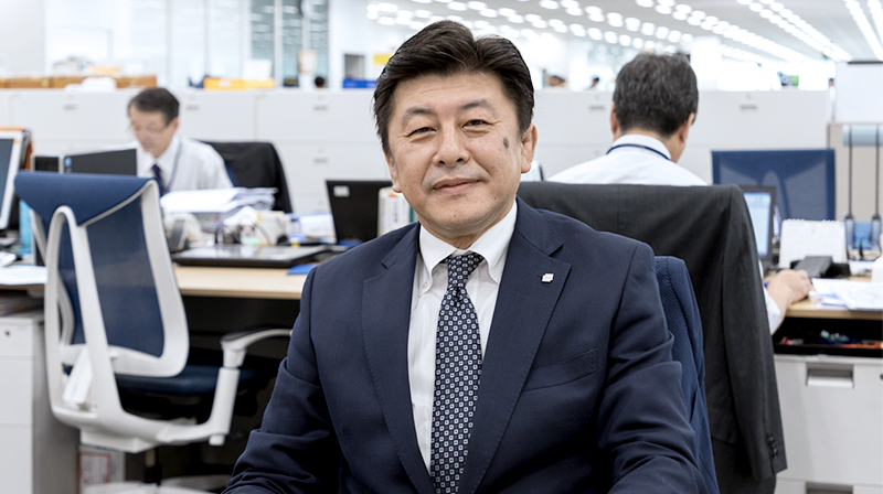 執行役員人事部長 油山 哲也